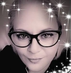 Meet your Posher, Krystal